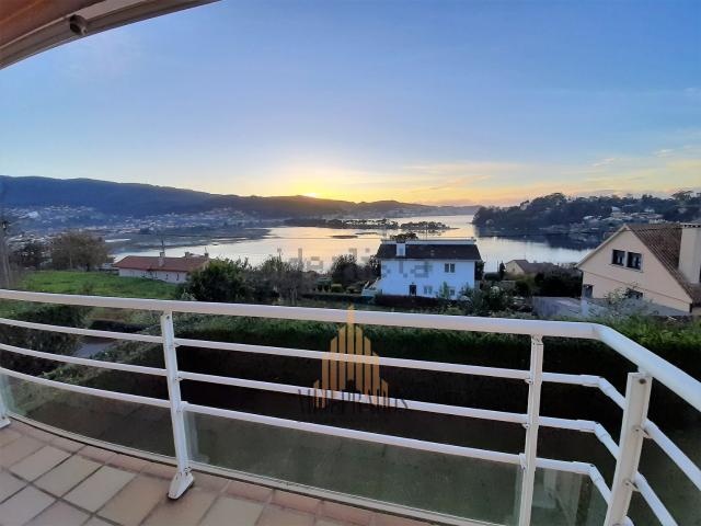 Casa en venta en A Ramallosa, Vigo