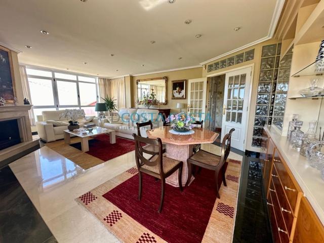 Casa en venta en Rouxo, Nigrán