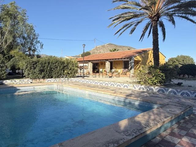 Casa en venta en el Vinalopó Mitjà / El Vinalopó Medio, Valencia