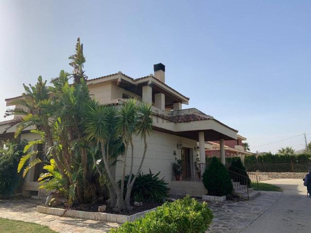 Casa en venta en el Vinalopó Mitjà / El Vinalopó Medio, Valencia