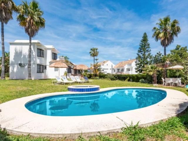 Casa en alquiler en Monte Biarritz, Costa del Sol Occidental