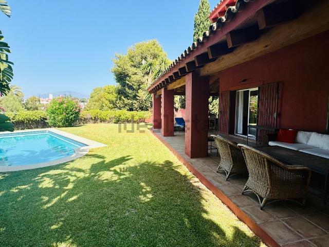 Casa en alquiler en Monte Biarritz, Costa del Sol Occidental