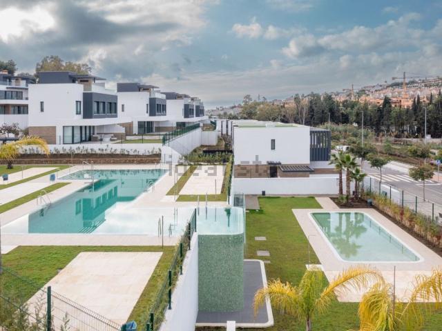 Casa en alquiler en Nueva Atalaya, Costa del Sol Occidental