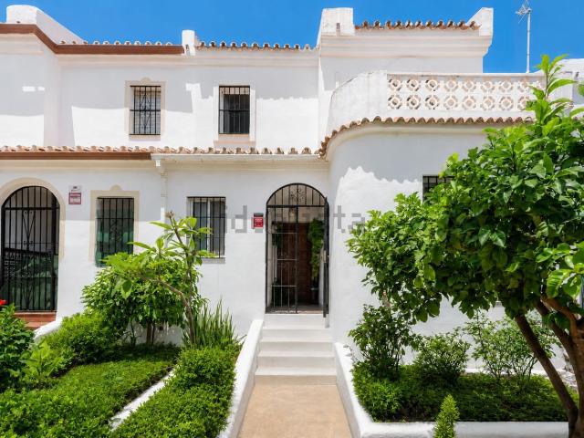 Casa en venta en Nueva Atalaya, Costa del Sol Occidental