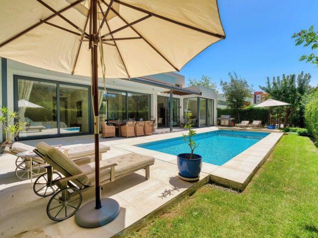 Casa en venta en Monte Biarritz, Costa del Sol Occidental
