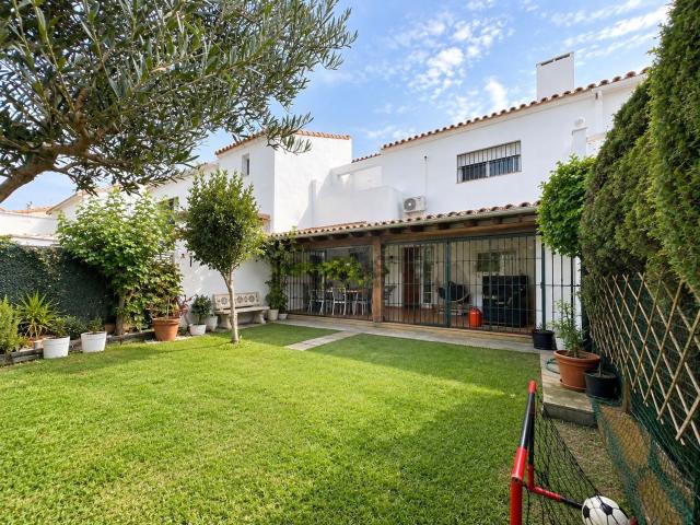 Casa en alquiler en Nueva Atalaya, Costa del Sol Occidental