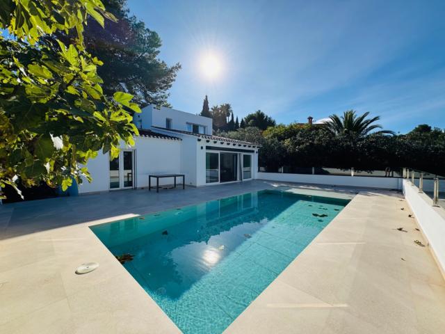Casa en venta en Barri París-Pedrera / Camp Roig, la Marina Alta