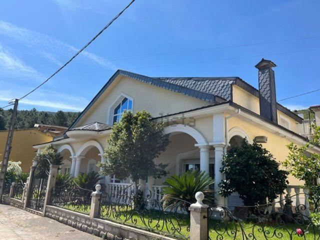 Casa en venta en Nuñomoral, Cáceres