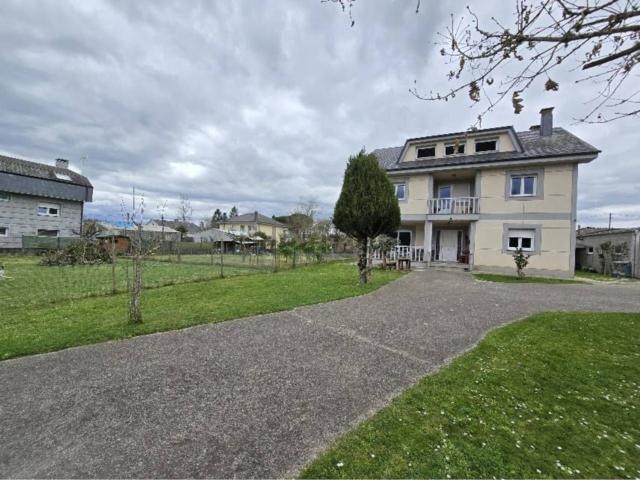 Casa en venta en O Corgo, Lugo