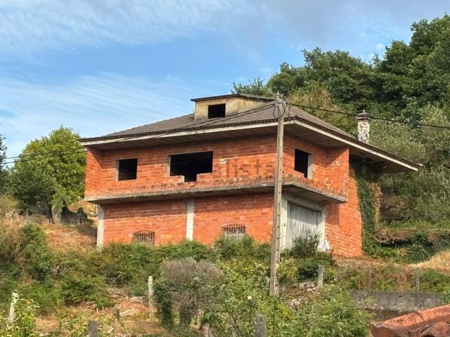 Casa en venta en Covelo, A Paradanta