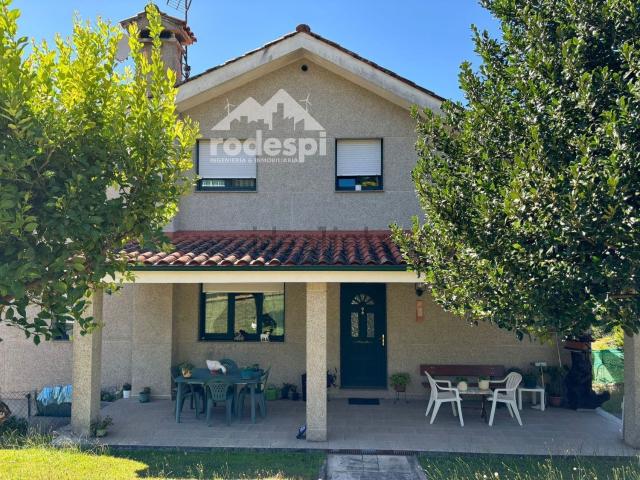 Casa en venta en Covelo, A Paradanta