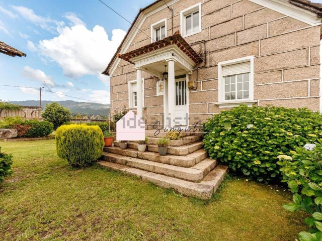 Casa en venta en Atios, Vigo