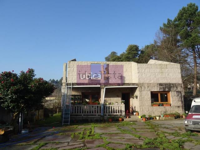 Casa en venta en Mos, Vigo
