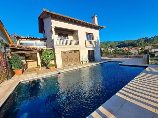 Casa en venta en O Rosal