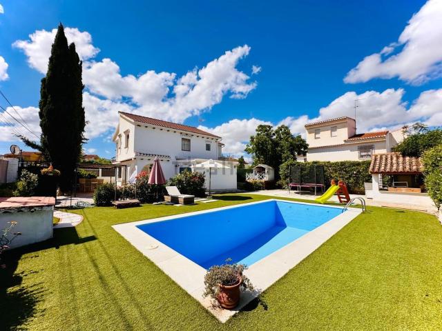 Casa en venta en Comarca de la Vega de Granada, Andalucía