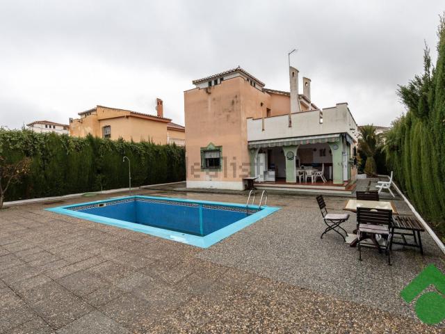 Casa en venta en Comarca de la Vega de Granada, Andalucía
