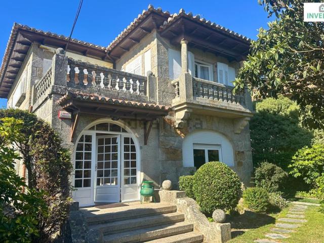 Casa en venta en Vigo, Canido