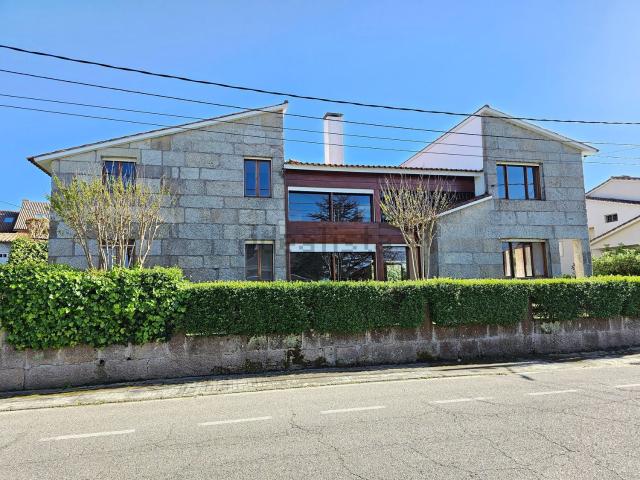 Casa en venta en Vigo, Estrada Cortada