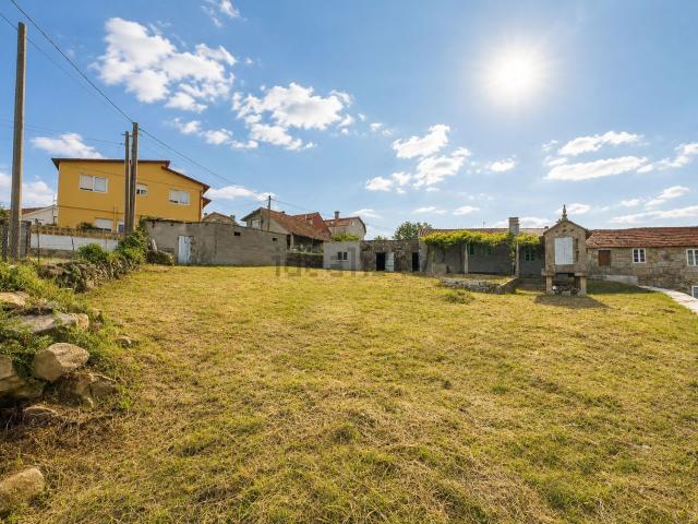Casa en venta en A Lavandeira, Vigo