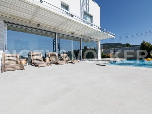 Casa en venta en O Silval, Vigo