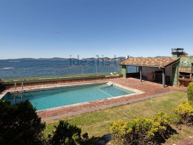 Casa en venta en Estrada Cortada, Vigo