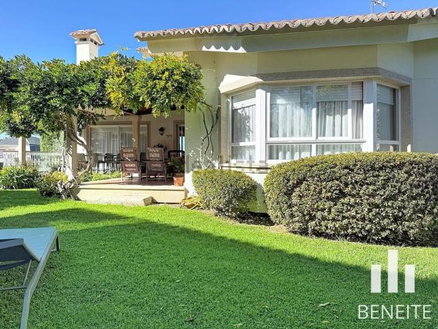 Casa en venta en Fochiños, Vigo