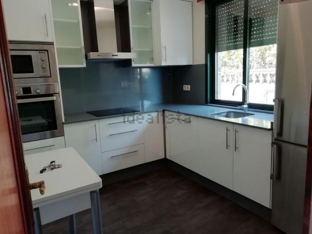 Casa en alquiler en Canido, Vigo