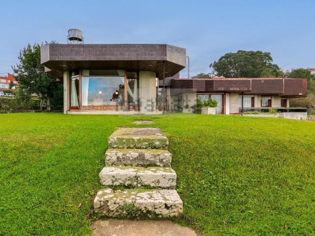 Casa en venta en Vigo, Mide