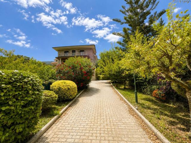 Casa en venta en Gontade, Vigo