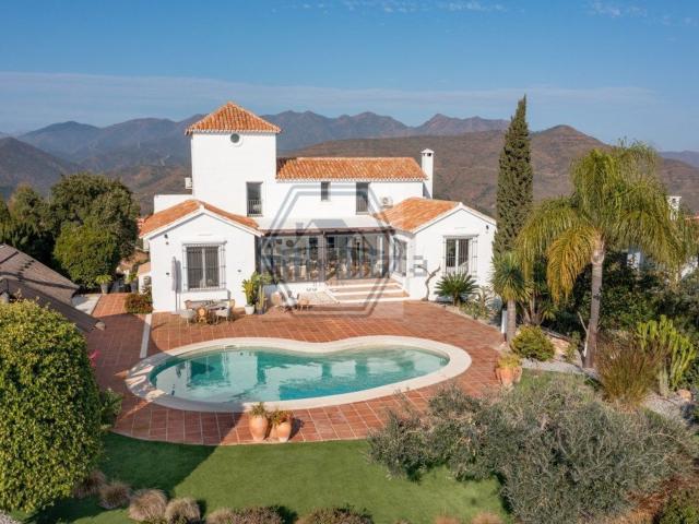 Casa en venta en Ojén, Urbanización Las Jacarandas