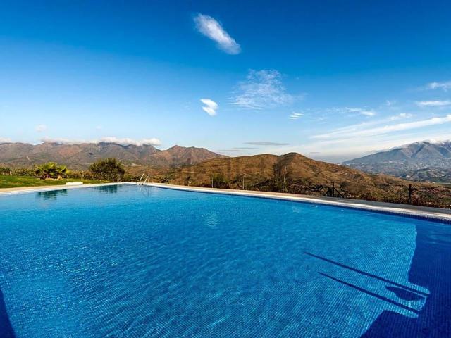 Casa en alquiler en La Mairena, Sierra de las Nieves
