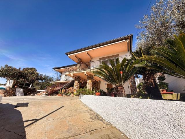 Casa en venta en Ca n'Olivella, Alt Penedès