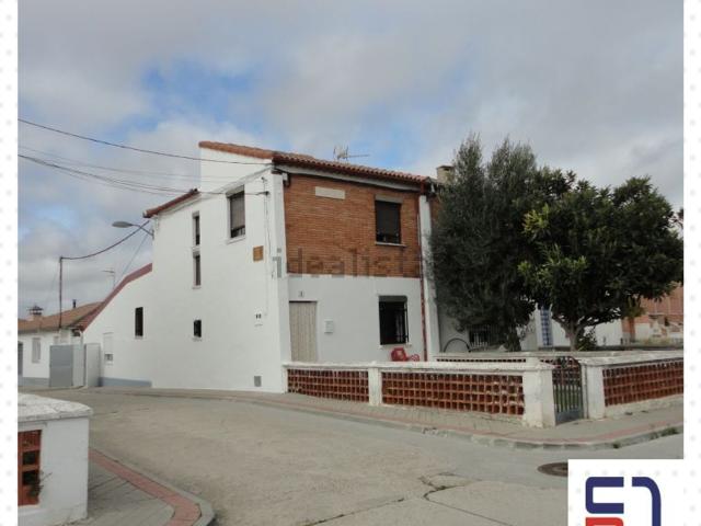 Casa en venta en Olmedo, Urbanización El Caballero