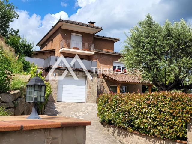 Casa en venta en Olost, Barcelona