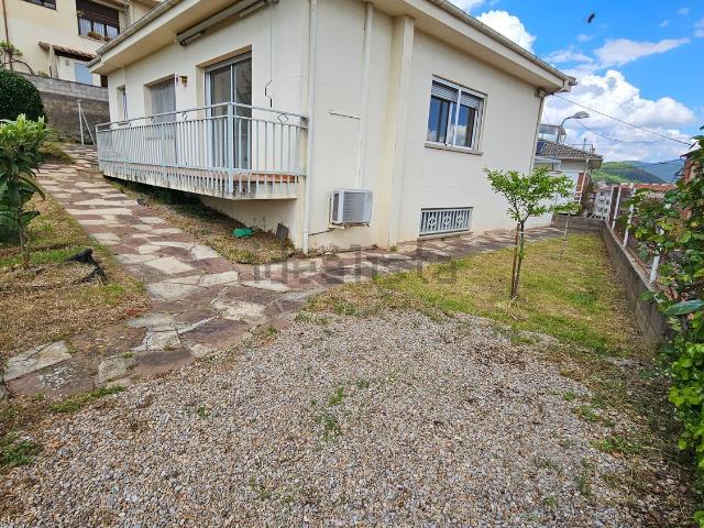 Casa en venta en Olot, Desemparats