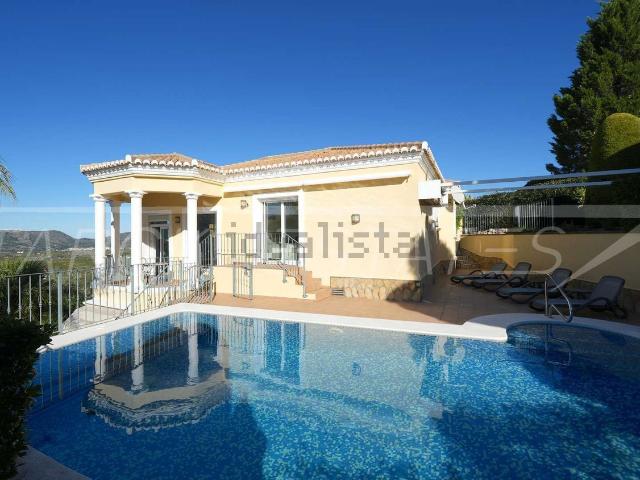 Casa en venta en Orba, Valencia