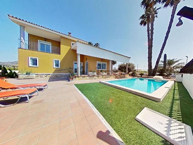 Casa en venta en el Baix Segura / La Vega Baja, Valencia