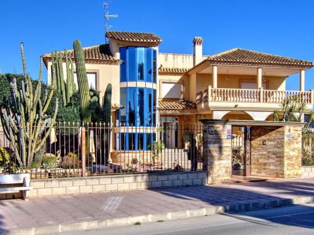 Casa en venta en Barrio del Camino Viejo de Hurchillo, el Baix Segura / La Vega Baja