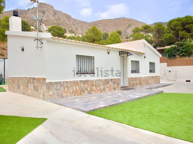 Casa en venta en la Marina Baixa, Valencia