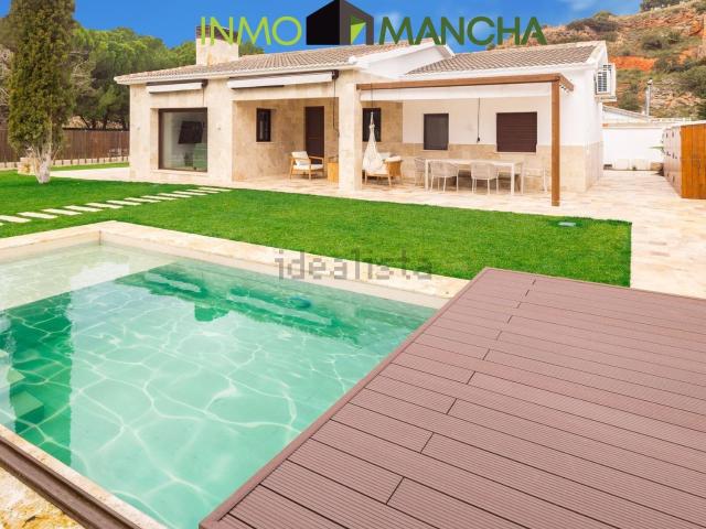 Casa en venta en Ossa De Montiel, Castilla-La Mancha