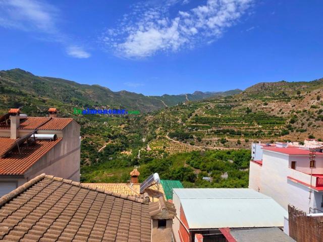 Casa en venta en Otívar, Granada