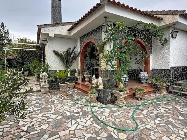 Casa en venta en Comarca de la Vega de Granada, Andalucía