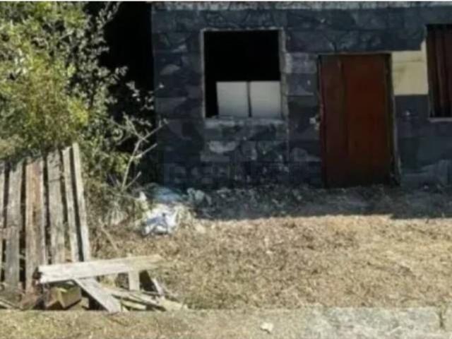Casa en venta en Os Coiñás, Ourense