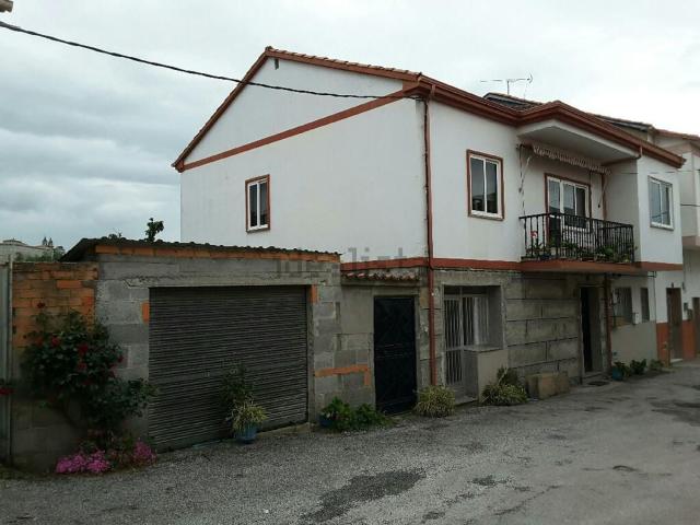 Casa en venta en Ourense, O Couto