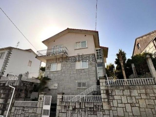 Casa en venta en Ourense, Eiroás Casa en venta en Ourense, Eiroás