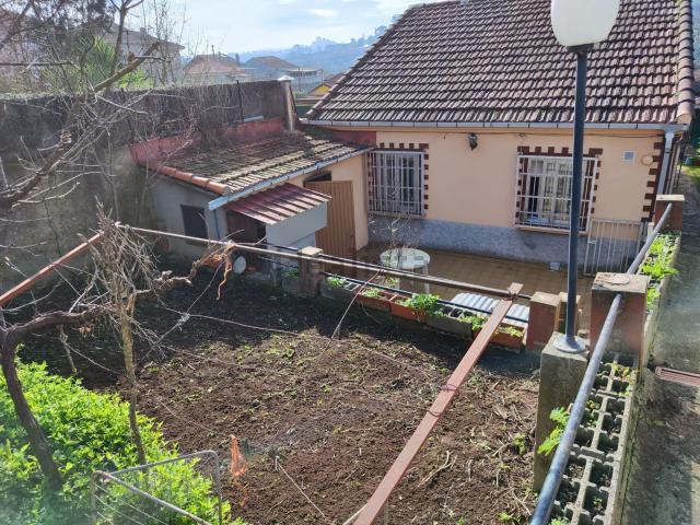 Casa en venta en Ourense, A Eirexa