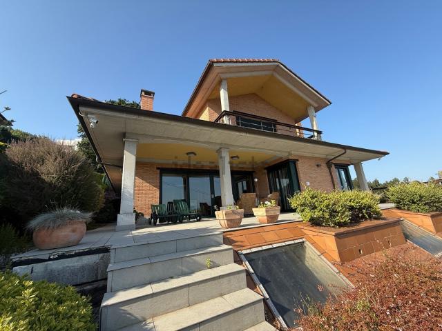 Casa en venta en El Pontón de Vaqueros, Oviedo