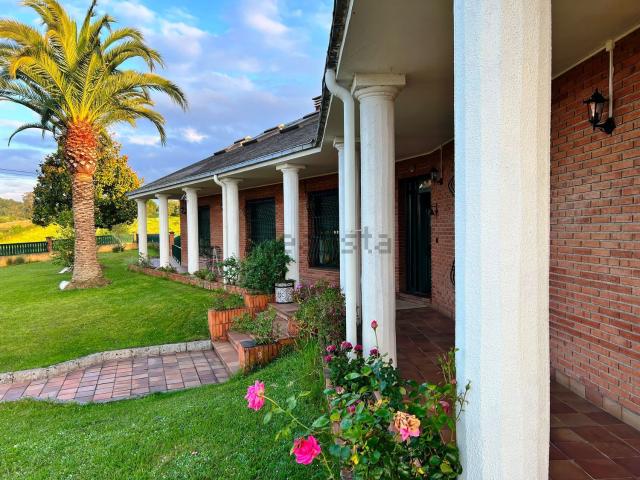 Casa en venta en Vega, Oviedo