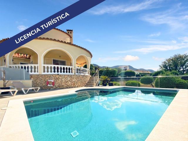 Casa en venta en Alt Empordà, Catalunya