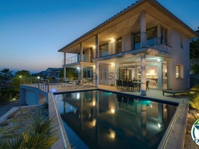 Casa en venta en Alt Empordà, Catalunya